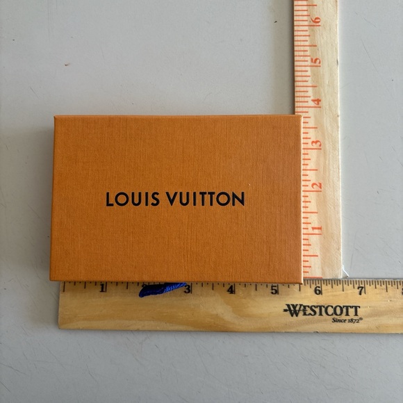 Louis Vuitton Orange Boxes with Cream Pouches and Blue Tabs. - Picture 3 of 3